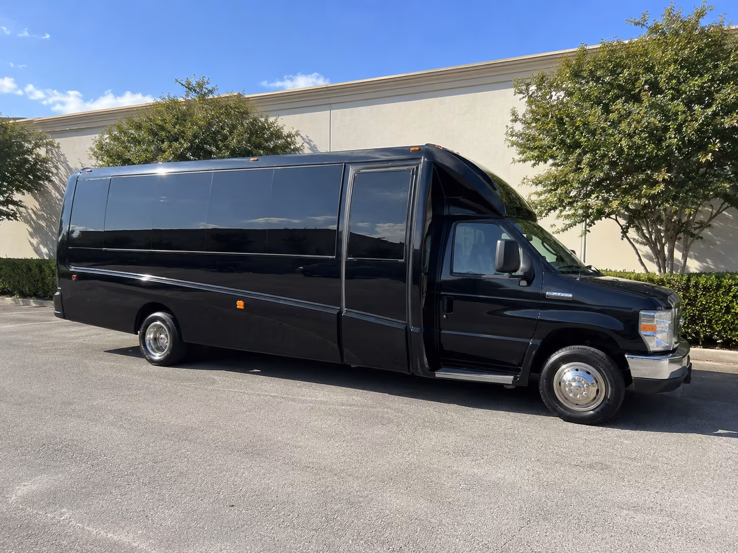 Santa Clara Prom & Homecoming Transportation party bus exterior